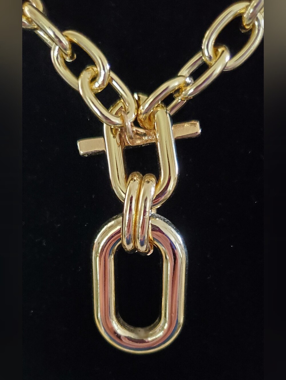 New Gold Tone Chain Link Statement Pendant Necklace Double Strand Lightweight - Picture 5 of 5